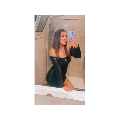 CON MUCHAS GANAS DE UNA POLLA DURA