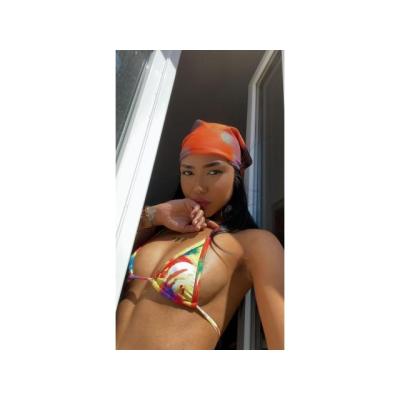 DAME TU POLLA LLENITA DE LECHE