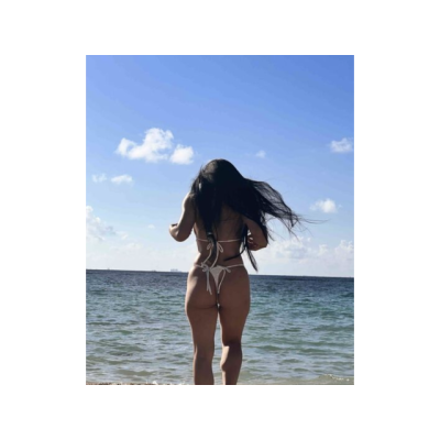 LATINA GUAPÍSIMA Y CARIÑOSA