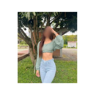 disfruta en verme con mi juguetico