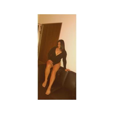DIVERTIDA Y CALIENTE. . . SALIDAS