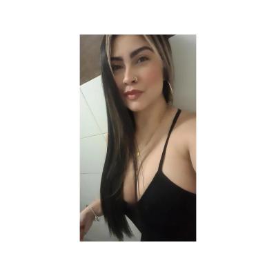 ATRACTIVA COLOMBIANA EN ELCHE