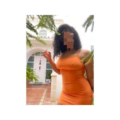 VEN TE CHUPO TU RICA POLLA