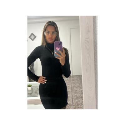 FLACA, AROYADORA SEXY MUY FIESTERA