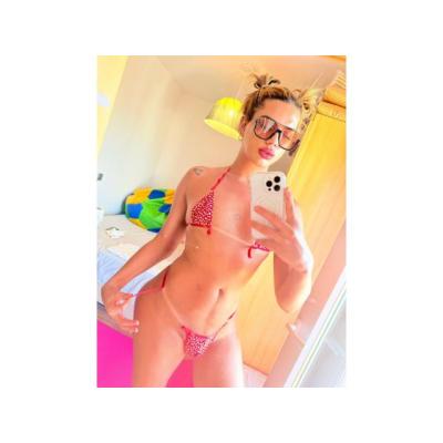 LA RUBIA REAL LUXURY SEXY