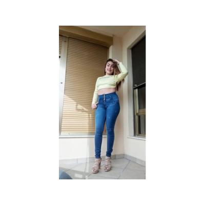 Niñata potente fiestera cachonda