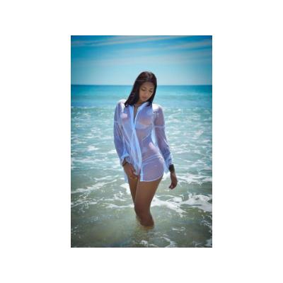 SAMMY CHICA ALTA Y DELGADA