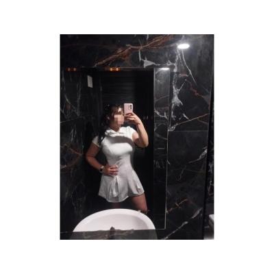 VEN Y DISFRUTA DE MI CUERPO / SALIDAS