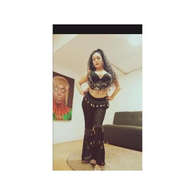 AMAL TU CHICA DESCOMPLICADA  24/7