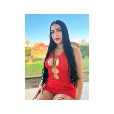 ARDIENTE JOVENCITA CON UN CUERPO DE DIOSA