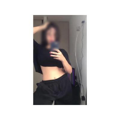 CARIÑOSA PERO TODA UNA PUTA EN LA CAMA