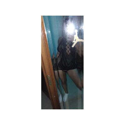 CHUPAME MI COÑITO APRETADITO Y MOJADITO