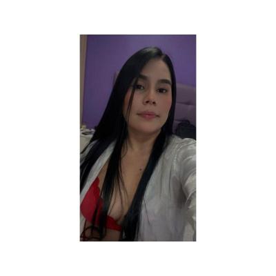 EXOTICA Y CANDENTE MULATA CON XOXO ROSADO