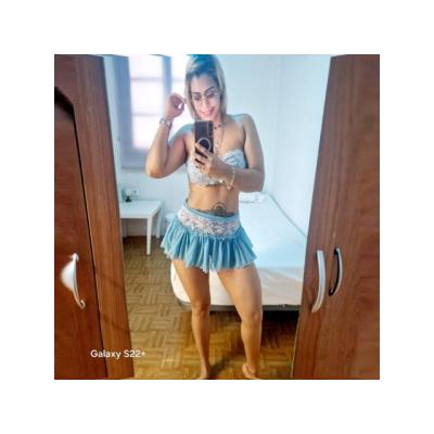 KATTY GOLOSA Y ARDIENTE