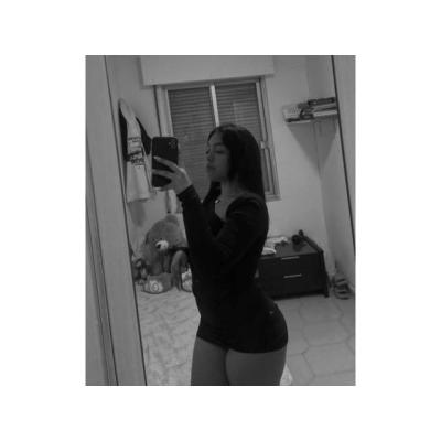 NIÑA ARDIENTE BIEN GUARRA