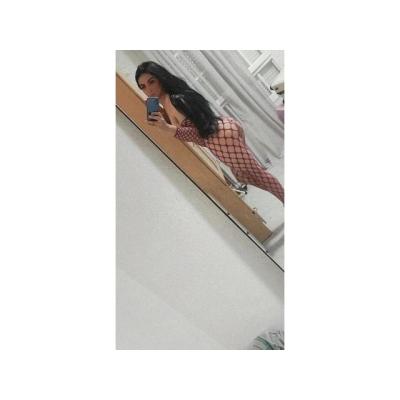 TRANS CACHONDA CON GANAS DE MUCHA POLLA