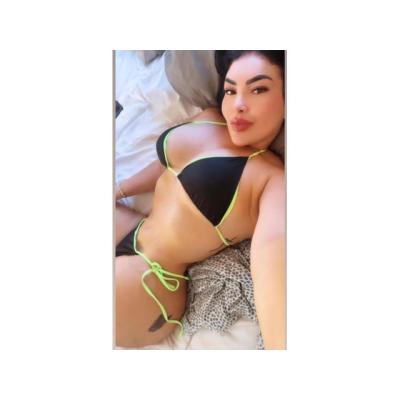 VEN Y DAME UNAS CARICIAS MUY CALIENTES