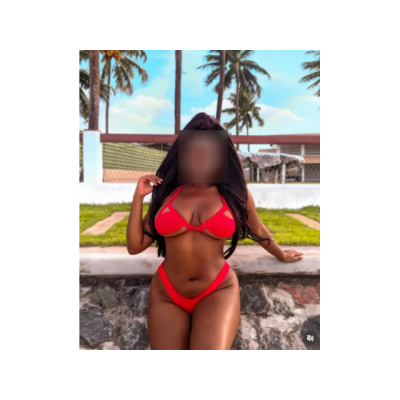 ESTOY SOLA Y MUY CALIENTE EN CASA. . . 