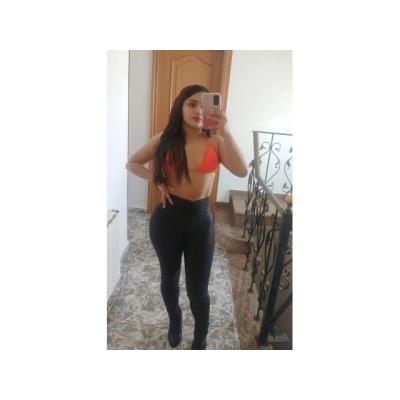 DANIELA JOVENCITA  ESPAMPANANTE