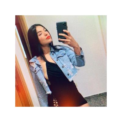 TU IMPLICADA FAVORITA. . . SALIDAS