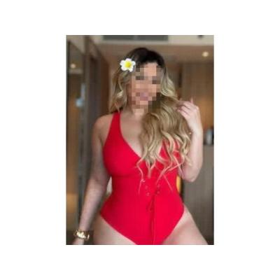 Latina, cariñosa, exquisita y divertida!!