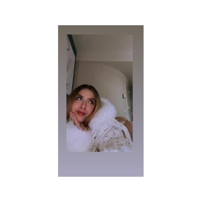 (I)DULCE COLEGIALA DE VACACIONES BUSCA PLACER