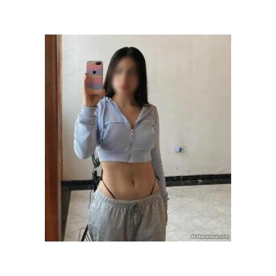 MORENA COQUETA DELGADA MUY SEXY
