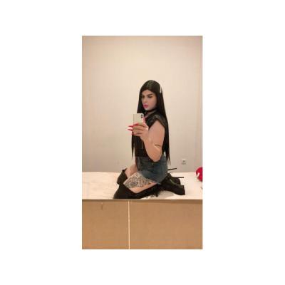 JADE UNA TRANS CON MUCHA CAÑA