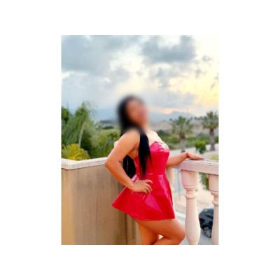 SCORT DE TRASERO GRANDE Y CALIENTE