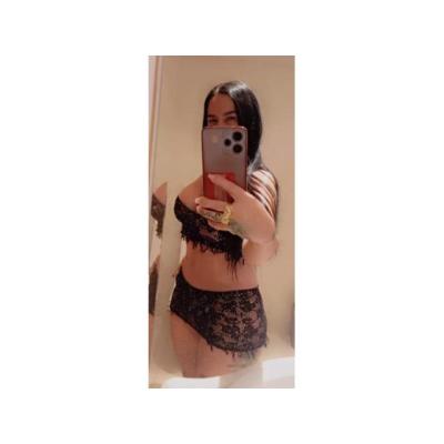 ARDIENTE MILF EN BUSCA DE POLLA 631863432