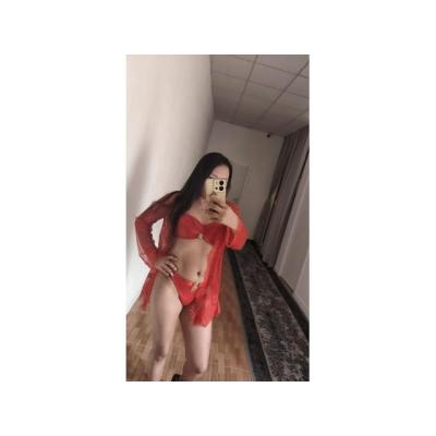 METEME LA POLLA BIEN DURO