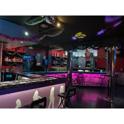 Plaza en Club de JAEN te informamos