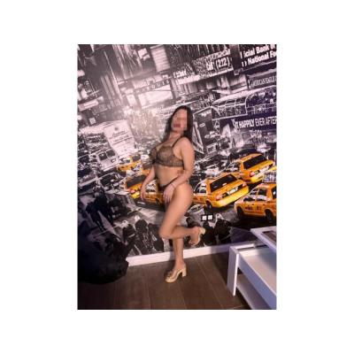 MUY COMPLETA E IMPLICADA