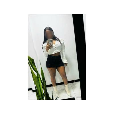 TODA UN PERRITA CACHONDA