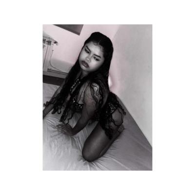 UNAS CHICAS MALAS DESDE 60€