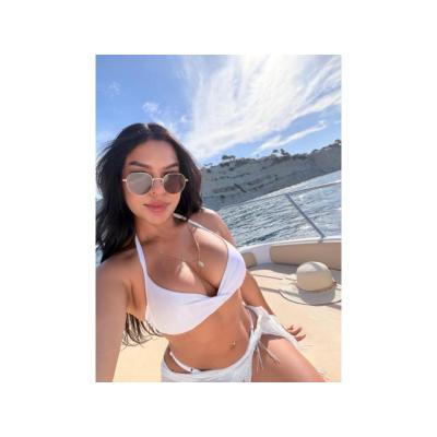 MIA VENEZOLANA lujo de LATINA VIP