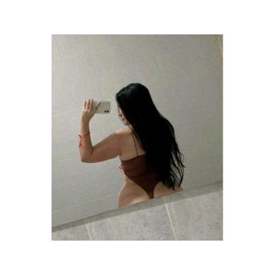 colombiana juguetona y atrevida