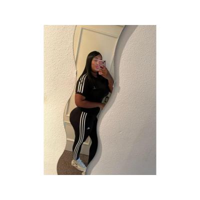 VENEZOLANA. . . CON SERVICIOS ALUCINANTES