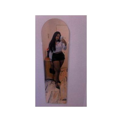 Dulce atractiva escort