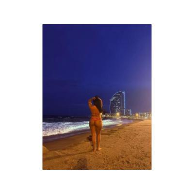 (I) LINDA UNIVERSITARIA SUPER SEXI