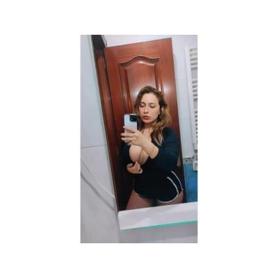 Española fiestera adicta a la leche