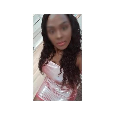 NESTRELLA estupenda Latina  para ti