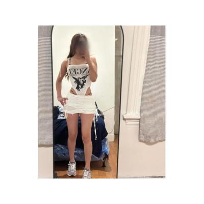 Tengo la chocha mojada para pajearno