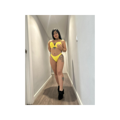 COLOMBIANA DISPUESTA A COMPLACERTE