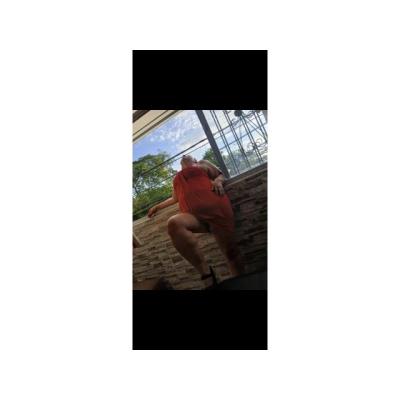 QUIERO UNA VIDEOLLAMADA BIEN CALIENTE