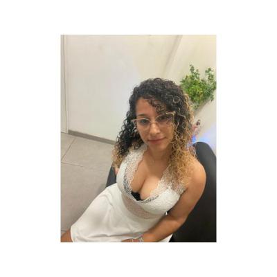 DOMINANTE  ARDIENTE Y CONSENTIDA