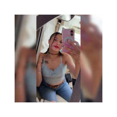 SOY UNA RICA CULONA CON GANAS DE GRIEGO