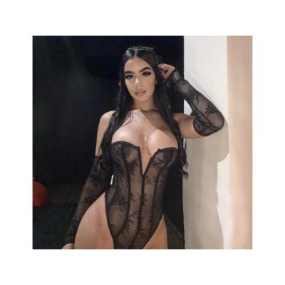 SOY ALANA UNA CHICA EXTROVERTIDA Y AGRADABLE