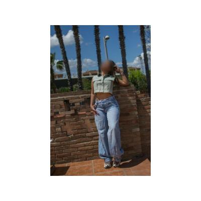 UNA REINA CON CUERPO DE LUJURIA.