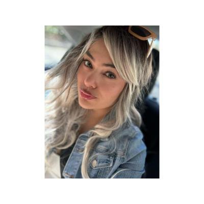 UNA GUAPA CON MUCHA ADRENALINA